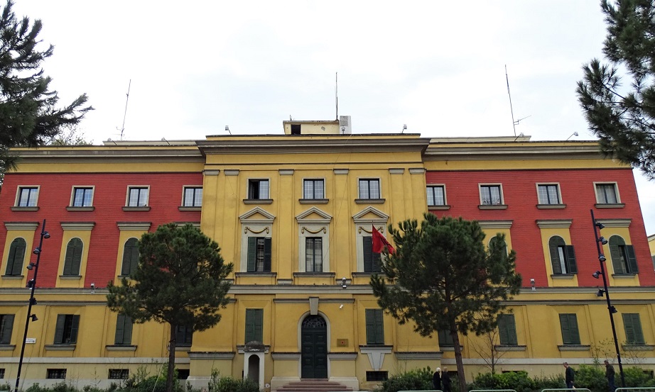 Rishperndahen 71 mln euro te ardhura shtese, deficiti mbetet i pandryshuar